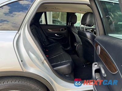 Zdjęcie 6 z 11 samochodu: 2016 MERCEDES-BENZ GLC 300 VIN:WDC0G4JB5GF106884 - miniatura