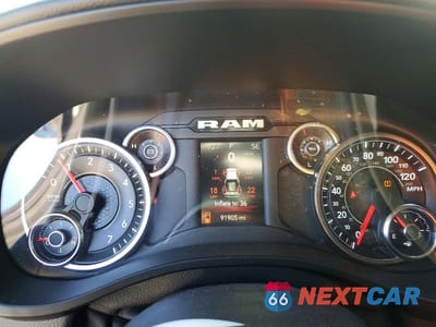 Zdjęcie 9 z 13 samochodu: 2021 RAM 1500 BIG HORN VIN:1C6RREBT2MN593569 - miniatura