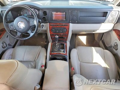 Zdjęcie 8 z 12 samochodu: 2006 JEEP COMMANDER LIMITED VIN:1J8HG58296C339339 - miniatura