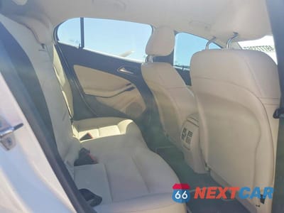 Zdjęcie 10 z 12 samochodu: 2020 MERCEDES-BENZ GLA 250 VIN:W1NTG4EB5LU030675 - miniatura