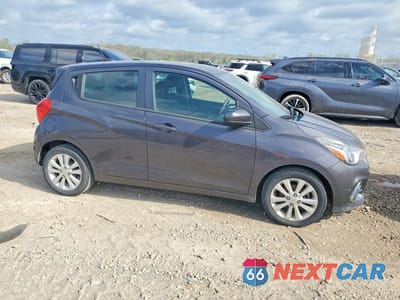 Czwarte zdjęcie samochodu z boku: 2016 CHEVROLET SPARK 1LT VIN:KL8CD6SA7GC575627 - miniatura