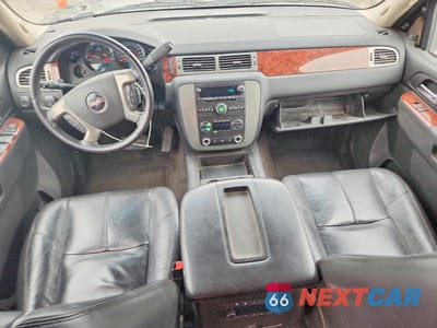 Zdjęcie 8 z 12 samochodu: 2011 GMC YUKON SLT VIN:1GKS2CE06BR129053 - miniatura