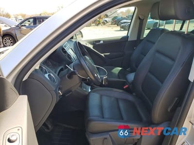 Zdjęcie 7 z 13 samochodu: 2015 VOLKSWAGEN TIGUAN S VIN:WVGBV7AX8FW585393 - miniatura