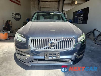 Piąte zdjęcie samochodu w środku: 2024 VOLVO XC90 PLUS VIN:YV4H60CE5R1218318 - miniatura