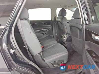 Zdjęcie 11 z 13 samochodu: 2020 KIA SORENTO LX VIN:5XYPG4A38LG630941 - miniatura