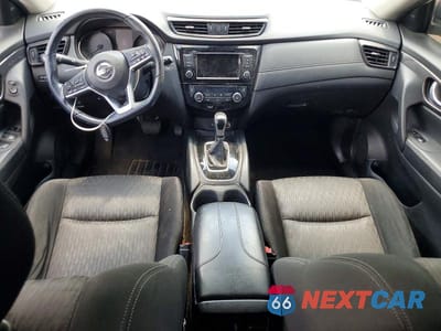 Zdjęcie 8 z 12 samochodu: 2020 NISSAN ROGUE SV VIN:JN8AT2MTXLW010469 - miniatura