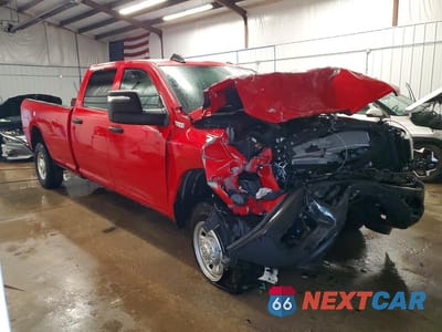 Czwarte zdjęcie samochodu z boku: 2023 RAM 2500 TRADESMAN VIN:3C6UR5HJ6PG652152 - miniatura