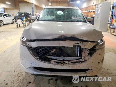 Piąte zdjęcie samochodu w środku: 2025 MAZDA CX-5 PREFERRED VIN:JM3KFBCL9S0605024 - miniatura
