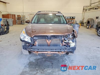 Piąte zdjęcie samochodu w środku: 2011 SUBARU OUTBACK 2.5I PREMIUM VIN:4S4BRBGC6B3320138 - miniatura