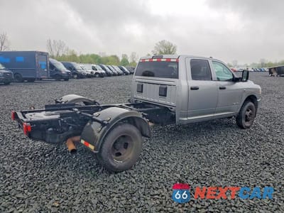 Trzecie zdjęcie samochodu z tyłu: 2021 RAM 3500 VIN:3C7WRSCL8MG619807 - miniatura