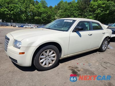 2008 CHRYSLER 300 LX 2C3KA43R78H133602 - główne zdjęcie licytacji z USA - miniatura