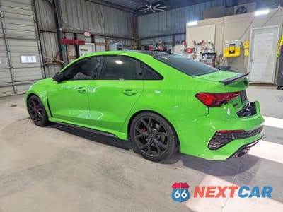 Drugie zdjęcie samochodu z przodu: 2023 AUDI RS3 VIN:WUAG4DGYXPA909845 - miniatura
