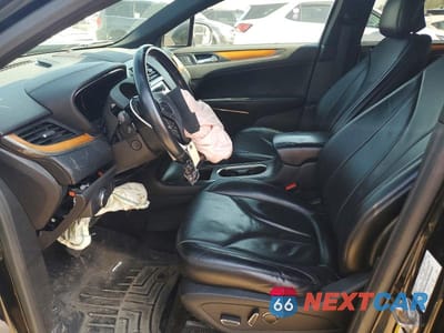 Zdjęcie 7 z 13 samochodu: 2015 LINCOLN MKC VIN:5LMCJ2A9XFUJ47388 - miniatura
