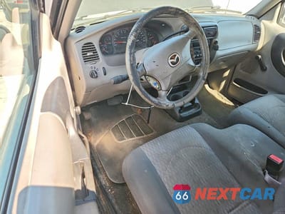 Zdjęcie 8 z 12 samochodu: 2001 MAZDA B3000 CAB PLUS VIN:4F4YR16U81TM01716 - miniatura