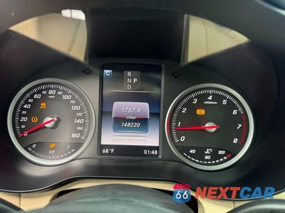 Zdjęcie 9 z 14 samochodu: 2016 MERCEDES-BENZ GLC 300 4MATIC VIN:WDC0G4KB9GF011985 - miniatura