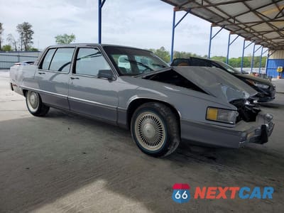 Czwarte zdjęcie samochodu z boku: 1990 CADILLAC FLEETWOOD 60 SPECIAL VIN:1G6CS5332L4248387 - miniatura