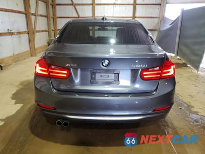 Zdjęcie 6 z 12 samochodu: 2013 BMW 328 XI VIN:WBA3B3C55DF538967 - miniatura