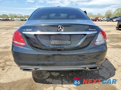 Zdjęcie 6 z 12 samochodu: 2018 MERCEDES-BENZ C 300 4MATIC VIN:55SWF4KB2JU240764 - miniatura