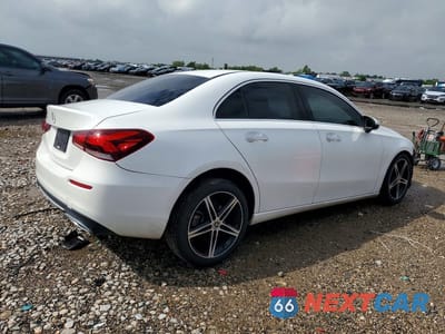 Trzecie zdjęcie samochodu z tyłu: 2019 MERCEDES-BENZ A 220 VIN:WDD3G4EB6KW000620 - miniatura