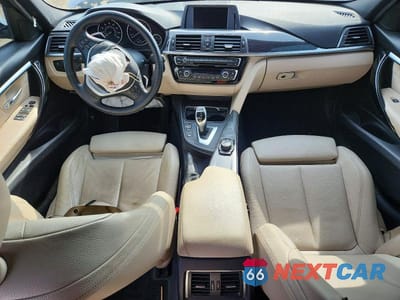 Zdjęcie 8 z 12 samochodu: 2017 BMW 330 XI VIN:WBA8D9G59HNU60802 - miniatura