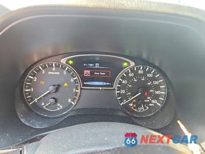 Zdjęcie 9 z 11 samochodu: 2020 NISSAN PATHFINDER SV VIN:5N1DR2BM2LC576268 - miniatura