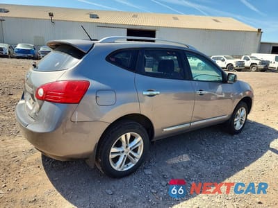 Trzecie zdjęcie samochodu z tyłu: 2013 NISSAN ROGUE S VIN:JN8AS5MV2DW636220 - miniatura