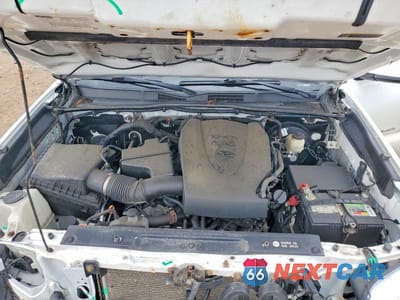 Zdjęcie 11 z 12 samochodu: 2017 TOYOTA TACOMA SR5 V6 VIN:3TMCZ5AN6HM120873 - miniatura