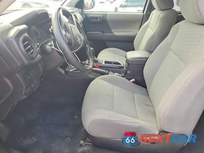 Zdjęcie 7 z 12 samochodu: 2022 TOYOTA TACOMA SR VIN:3TYRX5GN8NT048355 - miniatura