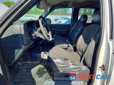 Zdjęcie 7 z 12 samochodu: 2000 CHEVROLET SILVERADO K1500 VIN:1GCEK19V5YE152682 - miniatura