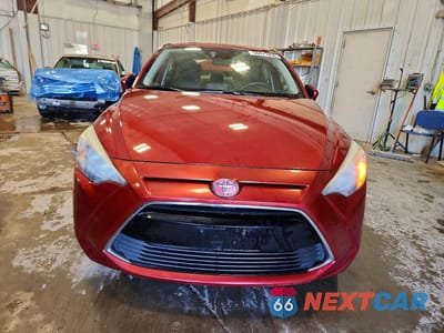 Piąte zdjęcie samochodu w środku: 2017 TOYOTA YARIS IA BASE VIN:3MYDLBYV0HY176201 - miniatura