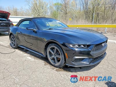 Czwarte zdjęcie samochodu z boku: 2025 FORD MUSTANG VIN:1FAGP8UH7S5103324 - miniatura