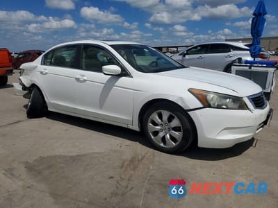 Czwarte zdjęcie samochodu z boku: 2009 HONDA ACCORD EX VIN:1HGCP26749A153689 - miniatura