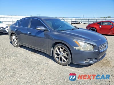 Czwarte zdjęcie samochodu z boku: 2010 NISSAN MAXIMA 3.5 S VIN:1N4AA5AP0AC868337 - miniatura