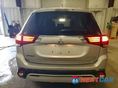 Zdjęcie 6 z 13 samochodu: 2019 MITSUBISHI OUTLANDER SE VIN:JA4AZ3A39KZ040414 - miniatura