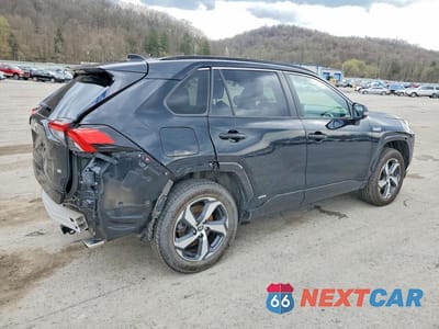 Trzecie zdjęcie samochodu z tyłu: 2021 TOYOTA RAV4 PRIME SE VIN:JTMAB3FV1MD060869 - miniatura