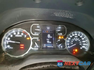 Zdjęcie 9 z 12 samochodu: 2019 TOYOTA TUNDRA SR5 VIN:5TFDY5F13KX820803 - miniatura