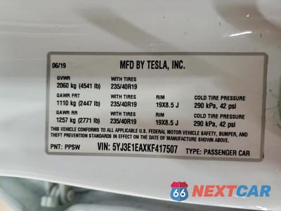 Zdjęcie 12 z 12 samochodu: 2019 TESLA MODEL 3 VIN:5YJ3E1EAXKF417507 - miniatura