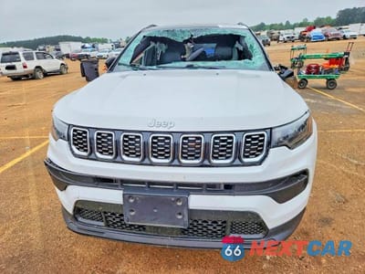 Piąte zdjęcie samochodu w środku: 2025 JEEP COMPASS LIMITED VIN:3C4NJDCN6ST507007 - miniatura