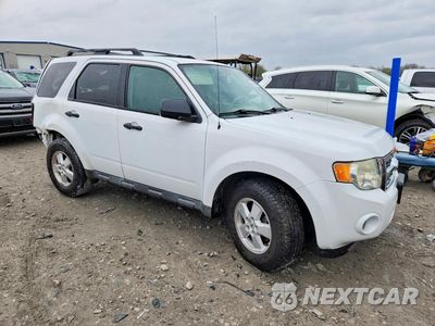 Czwarte zdjęcie samochodu z boku: 2010 FORD ESCAPE XLS VIN:1FMCU9C74AKC68629 - miniatura
