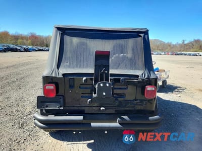 Zdjęcie 6 z 12 samochodu: 2000 JEEP WRANGLER / TJ SPORT VIN:1J4FA49S7YP778103 - miniatura