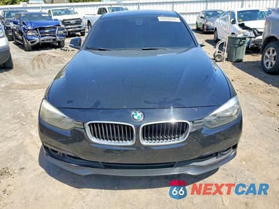 Piąte zdjęcie samochodu w środku: 2016 BMW 320 XI VIN:WBA8E5G59GNU21616 - miniatura