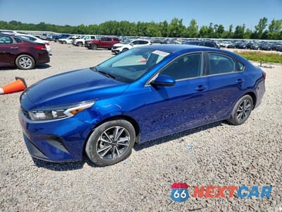 2024 KIA FORTE LXS 3KPF24AD2RE805970 - główne zdjęcie licytacji z USA - miniatura