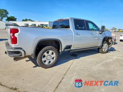 Trzecie zdjęcie samochodu z tyłu: 2022 CHEVROLET SILVERADO K2500 HEAVY DUTY LTZ VIN:1GC4YPEY2NF196190 - miniatura