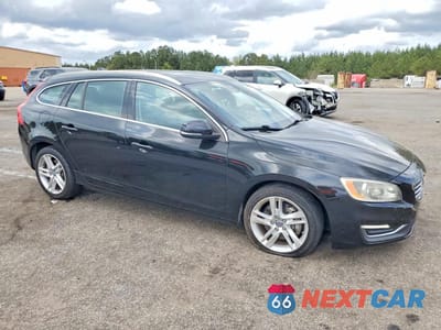 Czwarte zdjęcie samochodu z boku: 2015 VOLVO V60 PREMIER VIN:YV1612SKXF1219370 - miniatura