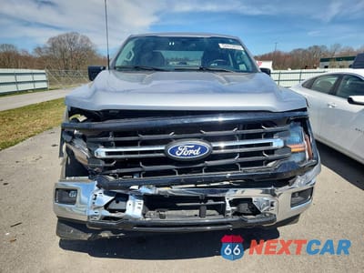 Piąte zdjęcie samochodu w środku: 2025 FORD F150 XLT VIN:1FTFW3L88SKE55729 - miniatura