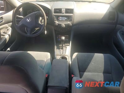 Zdjęcie 8 z 12 samochodu: 2007 HONDA ACCORD LX VIN:1HGCM56407A218440 - miniatura