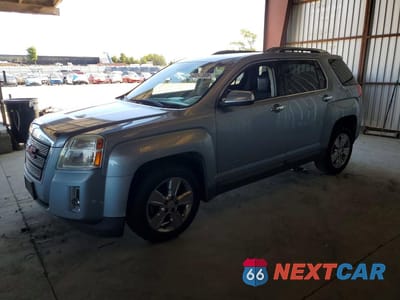 2015 GMC TERRAIN SLT 2GKFLTE36F6164928 - główne zdjęcie licytacji z USA - miniatura
