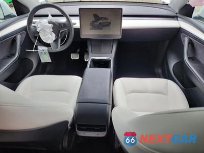 Zdjęcie 8 z 13 samochodu: 2022 TESLA MODEL Y VIN:7SAYGDEE5NF563339 - miniatura