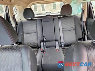 Zdjęcie 10 z 13 samochodu: 2018 NISSAN ROGUE SV VIN:KNMAT2MT5JP607189 - miniatura