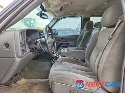 Zdjęcie 7 z 13 samochodu: 2004 CHEVROLET SILVERADO K2500 VIN:1GCGK29U04Z179796 - miniatura